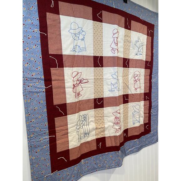 Vintage Redwork Crib Quilt – Sunbonnet Sue/Overall Sam Hand-Embroidered, Cottage - Picture 2 of 5